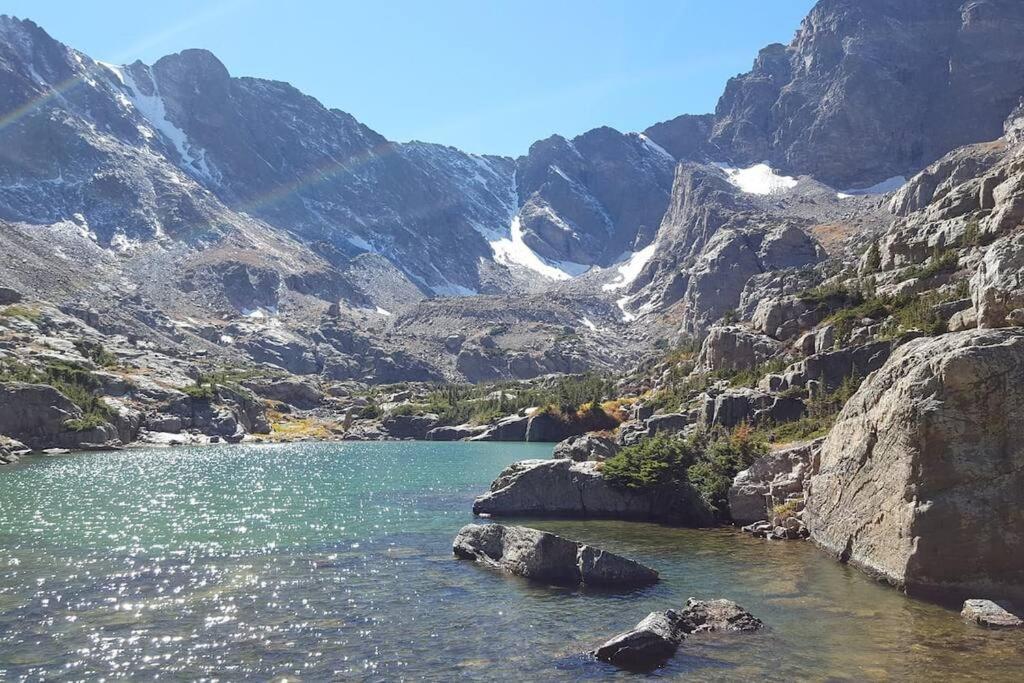 Sundance-2 Miles To Rocky Mountain National Park